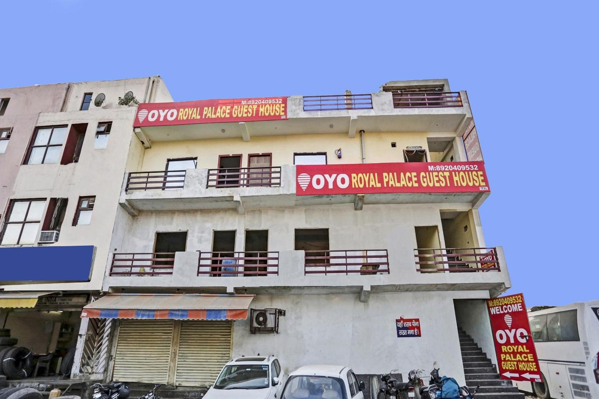 Hotel O Royal Palace Guest House Near Vishwa Vidyalaya Metro Station Yeni Delhi Dış mekan fotoğraf